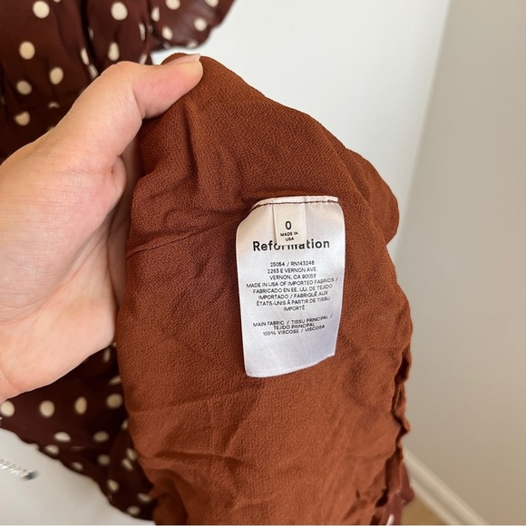 Reformation Charlee Dress in Brown Polka Dot Size 0 - Picture 5 of 6